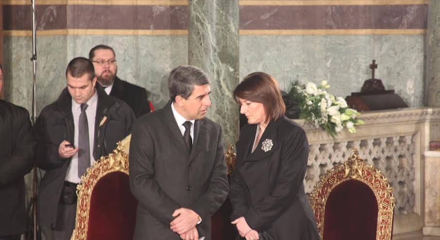 Jahjaga merr pjesë në ceremoninë e varrimit të ish-presidentit të Bullgarisë