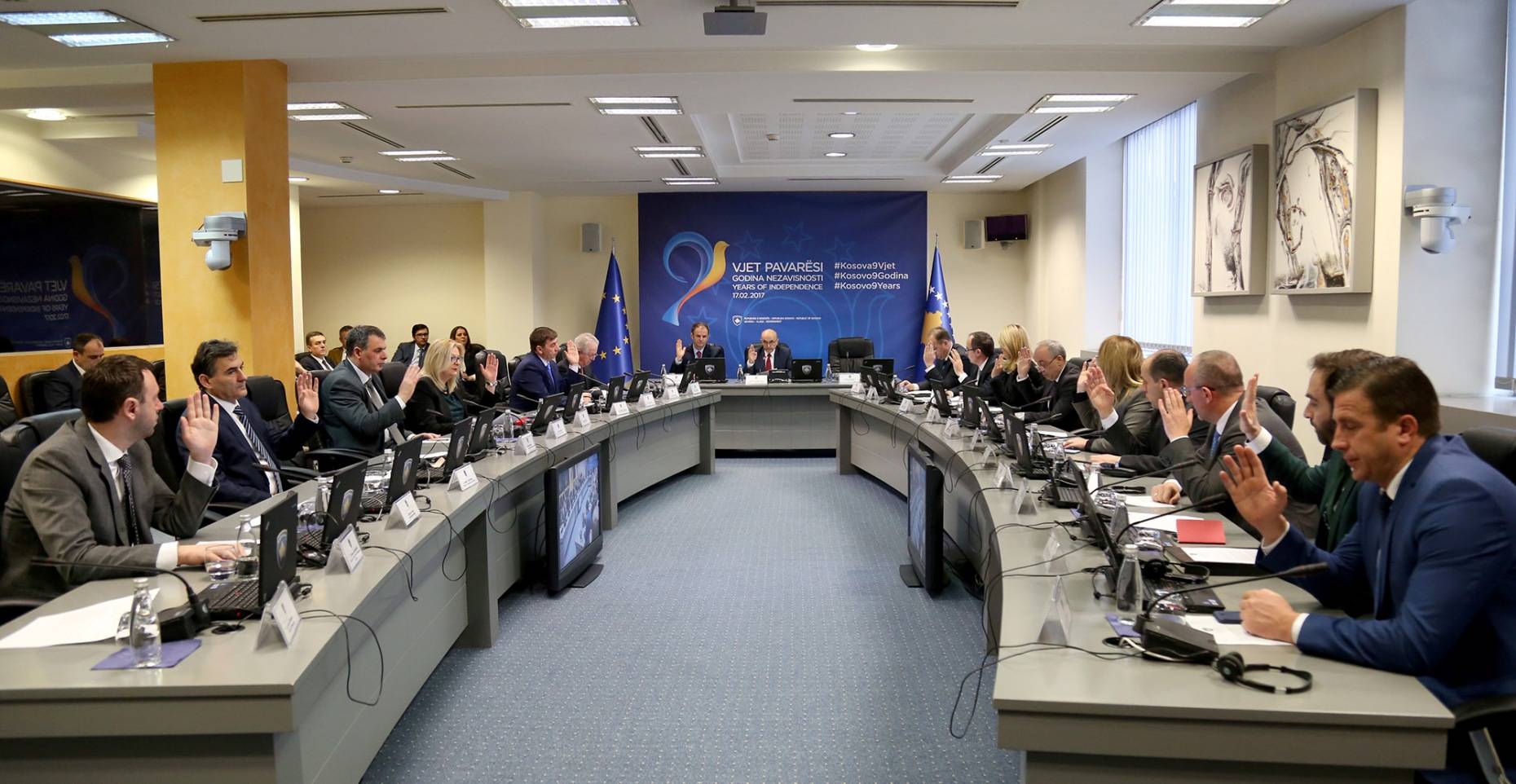 Kryeministri Mustafa emëron katër ministra të rinj