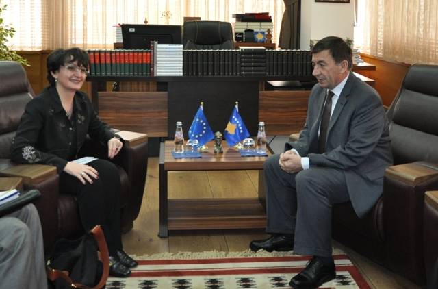 Bajrami priti shefen e Këshillit të Evropës në Kosovë