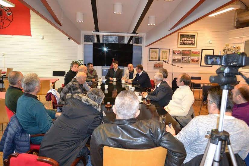Themelohet Rrjeti i profesionisteve shqiptare ne Norvegji