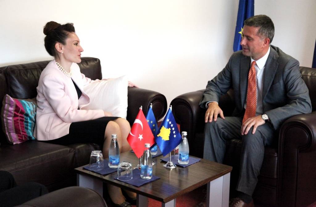 Kiliç, konfirmon vazhdimin e bashkëpunimit Turqi- Kosovë