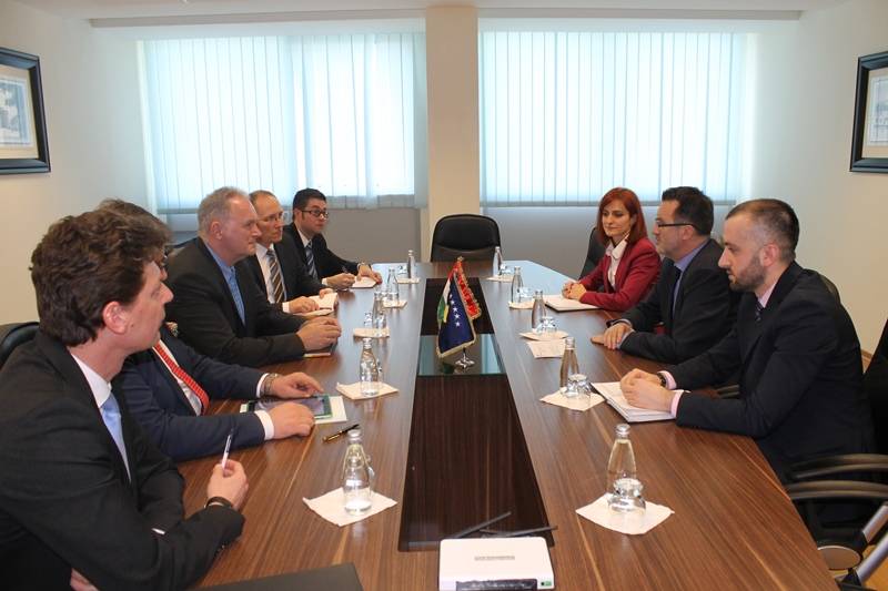 Ministri Agani fton hungarezët të investojnë në Kosovë