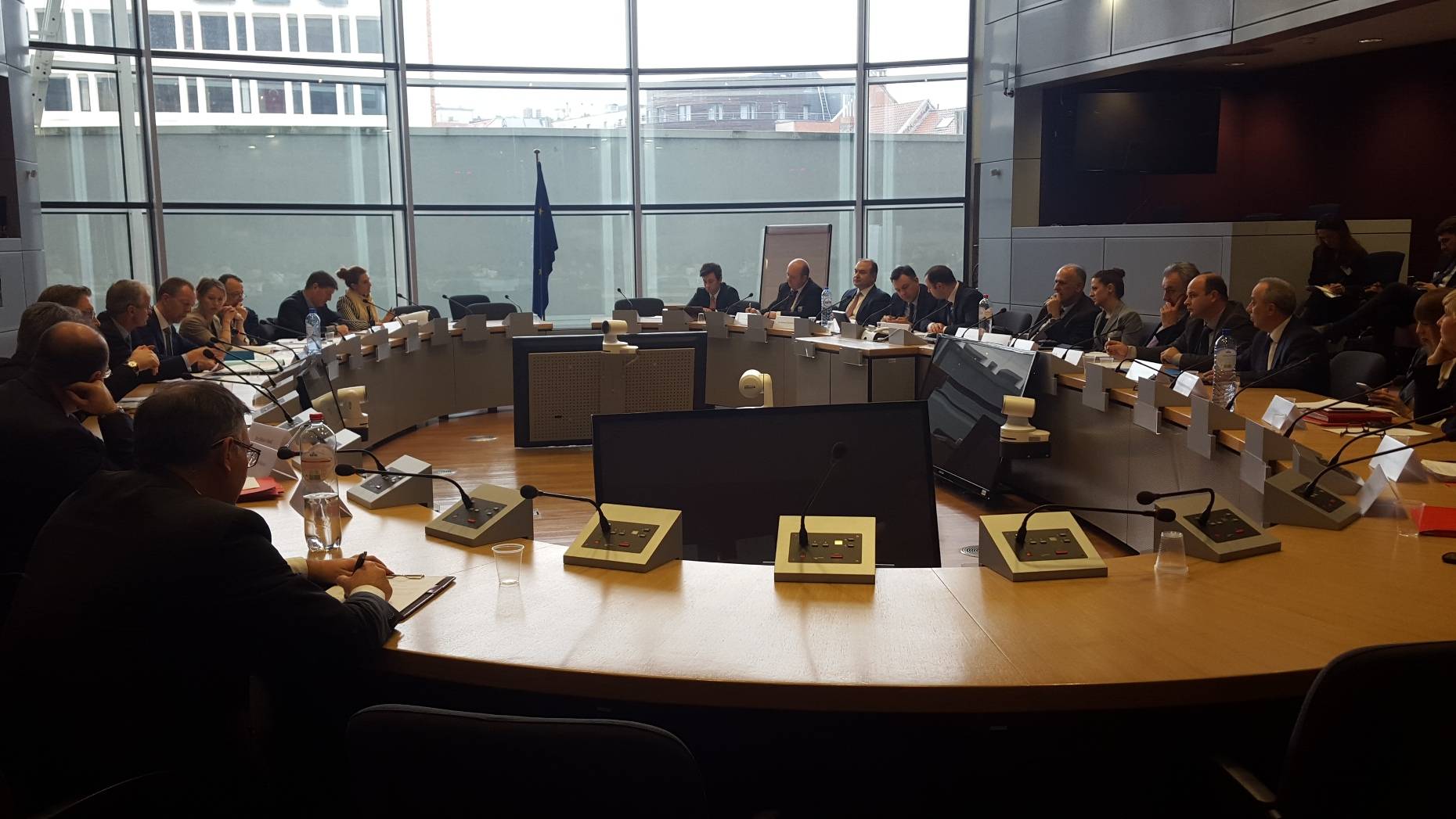 Zharku në takimin ministror për transport dhe energji në Bruksel