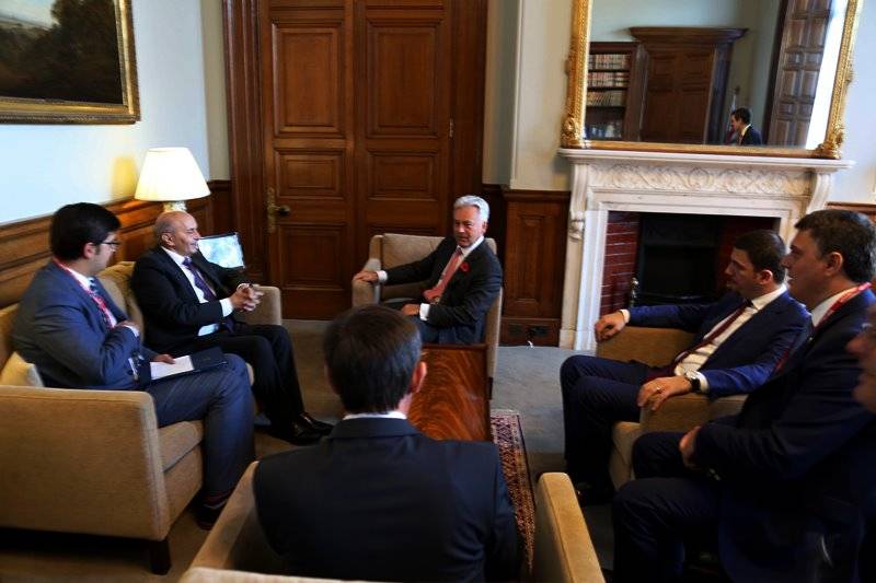 Johnson shpreh përkrahjen e mëtejme të Britanisë për Kosovën