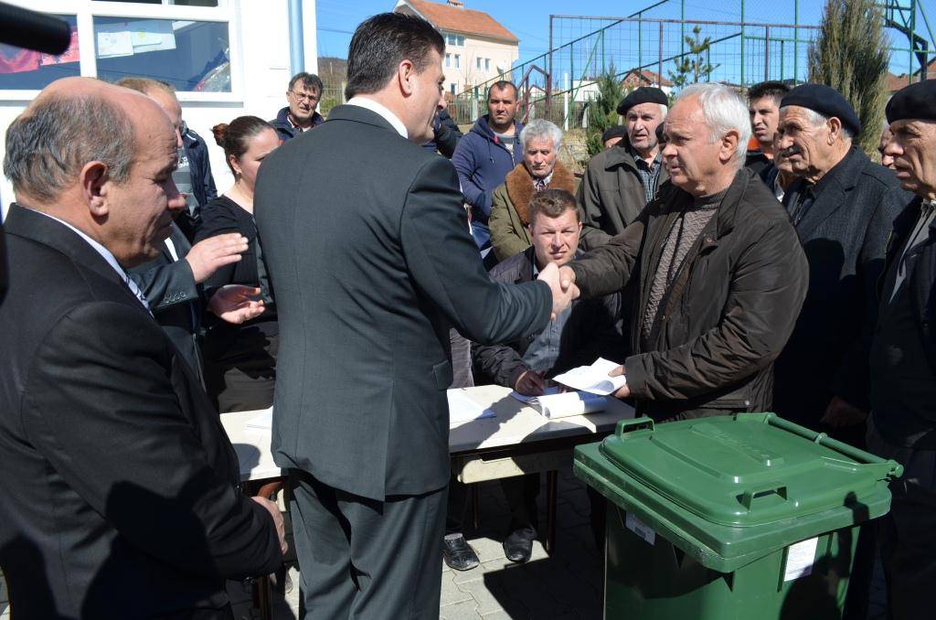 Fillon grumbullimi i organizuar i mbeturinave në Kçiq të Madh