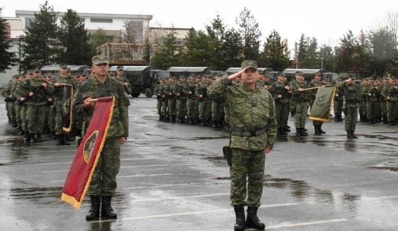 Hazrolli diplomoi në kolegjin Mbretëror të Mbrojtjes në Londër