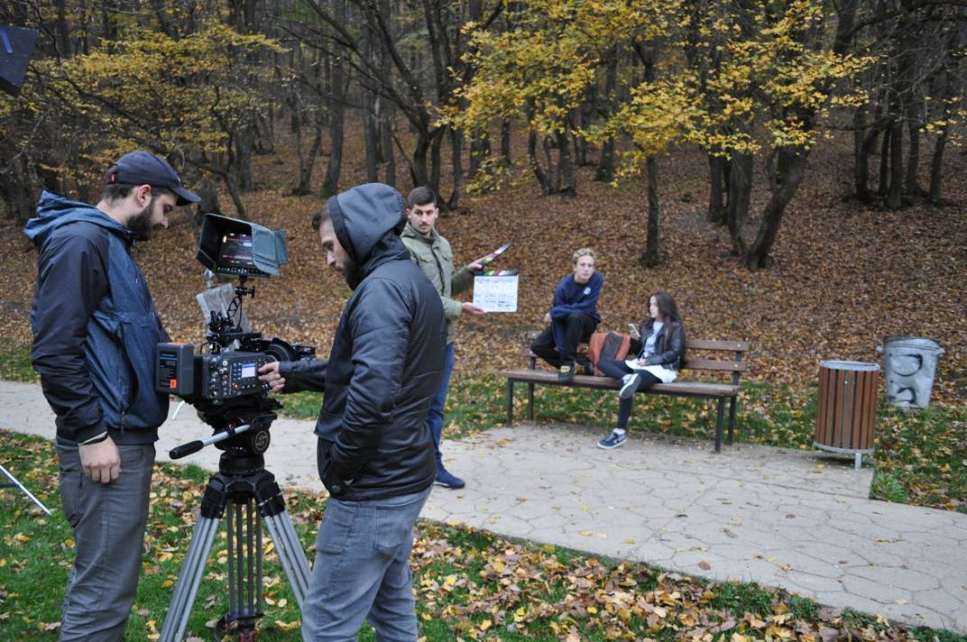 Nisin xhirimet e filmit Qiej të trazuar