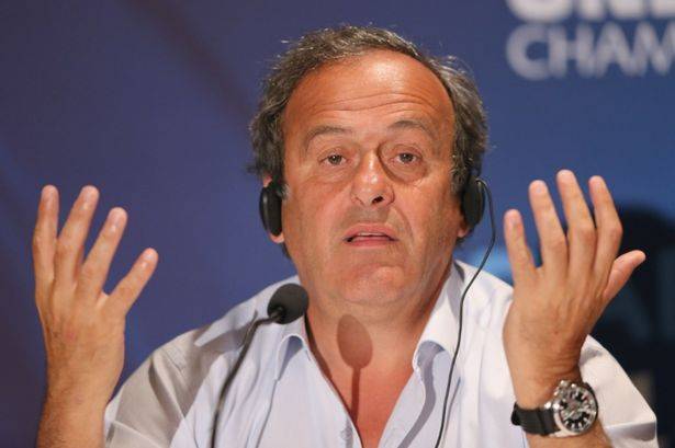 Platini kandidon për president të FIFA-s