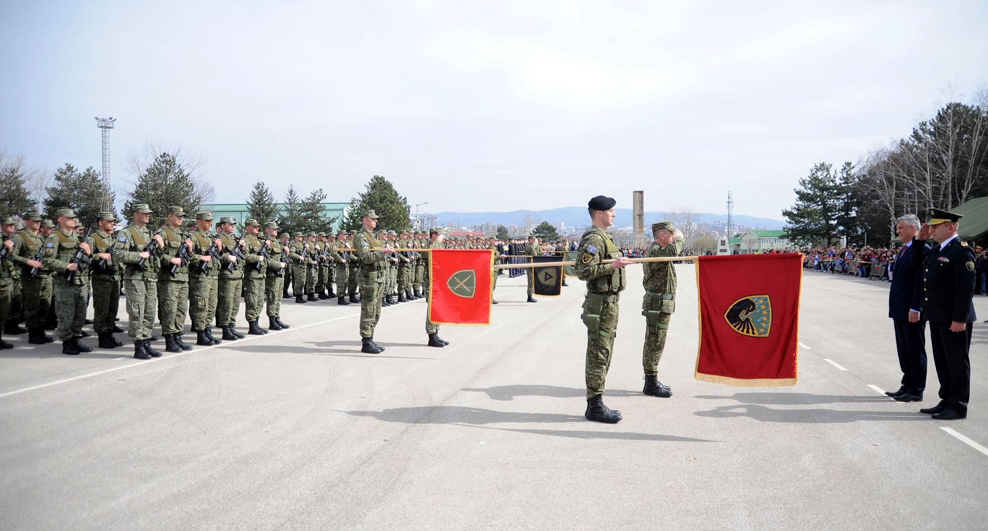 Thaçi: FSK është kthyer në një forcë të standardeve të NATO-s