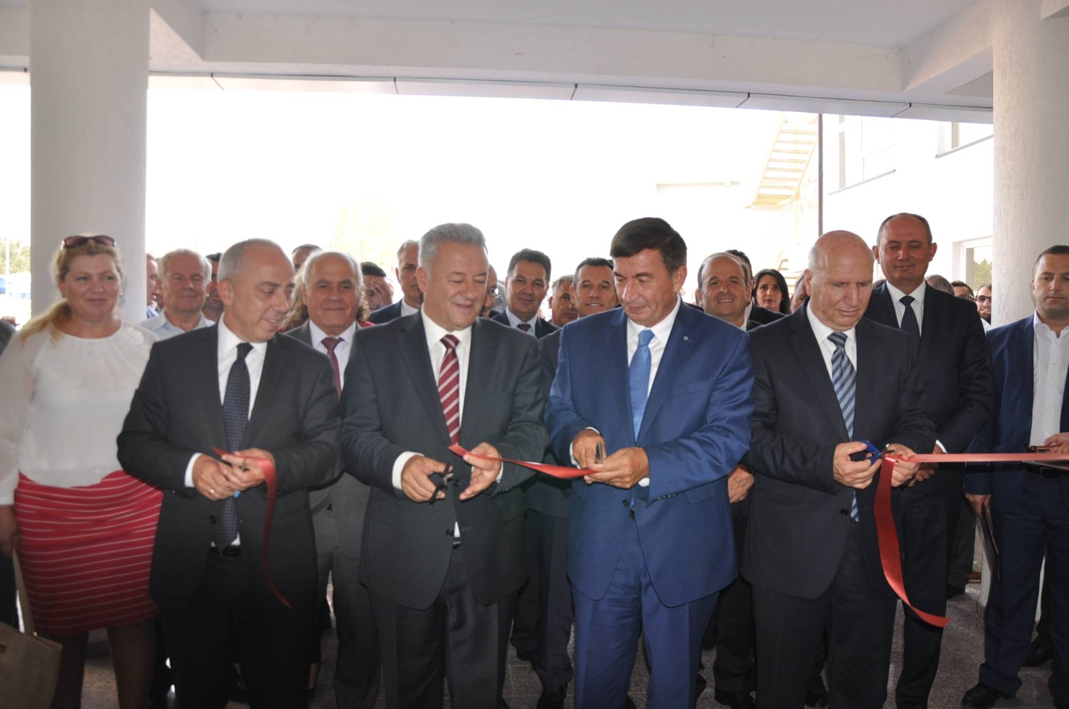 Përurohet objekti i shkollës së mesme Faik Konica në Ferizaj