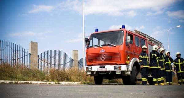 Zjarrfikësit shënojnë ditën ndërkombëtare në gjendje të vështirë 