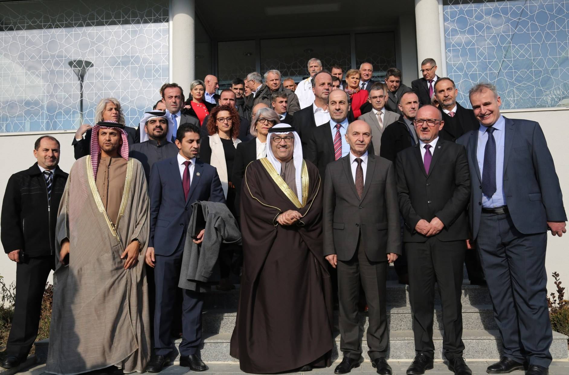 U inaugurua renovimi i Spitalit Sheikh Zayed në Vushtrri