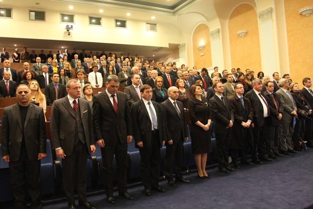 Kosova shënoi 7 vjetorin e nënshkrimit të Kushtetutës