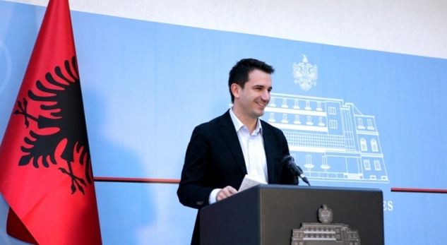 Shqiptarët e Kosovës dhe Preshevës do të punojnë në Shqipëri pa leje pune
