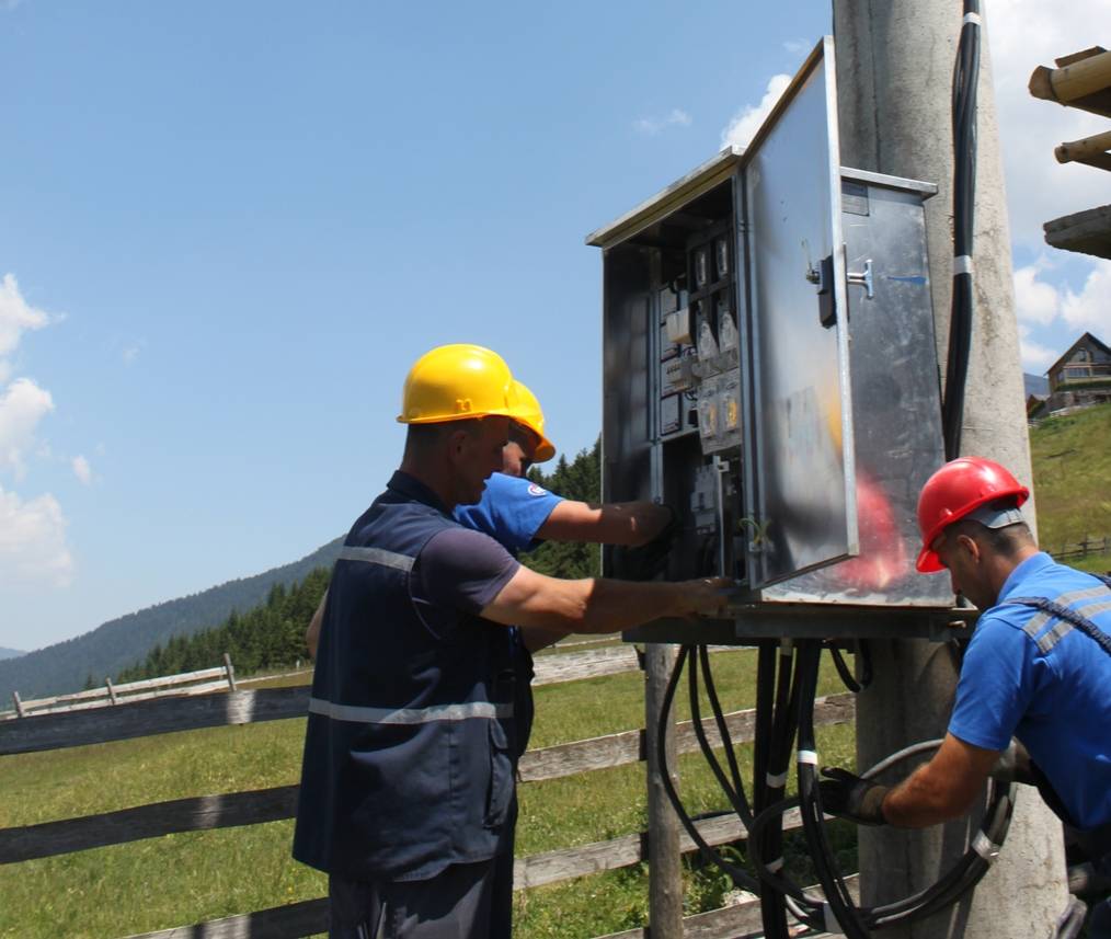 KEDS riparoi 21 trafostacione në Rugovë 