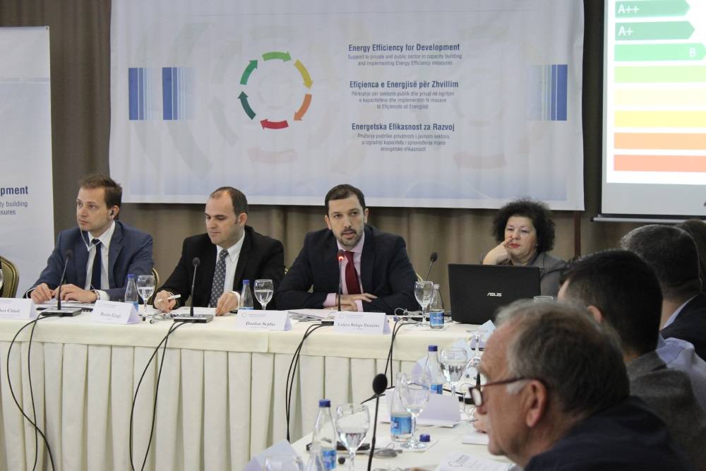 Efiçienca e energjisë kursen paratë, rritë punësimin e mbron ambientin