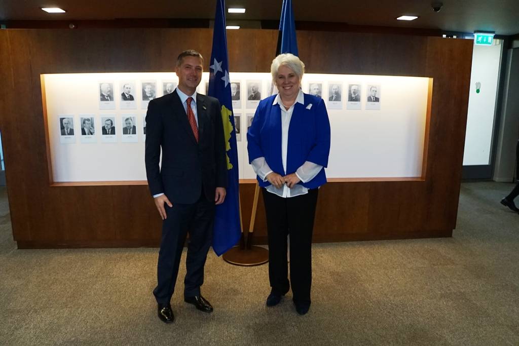 Estonia mbështet anëtarësimin e Kosovës në UNESCO 