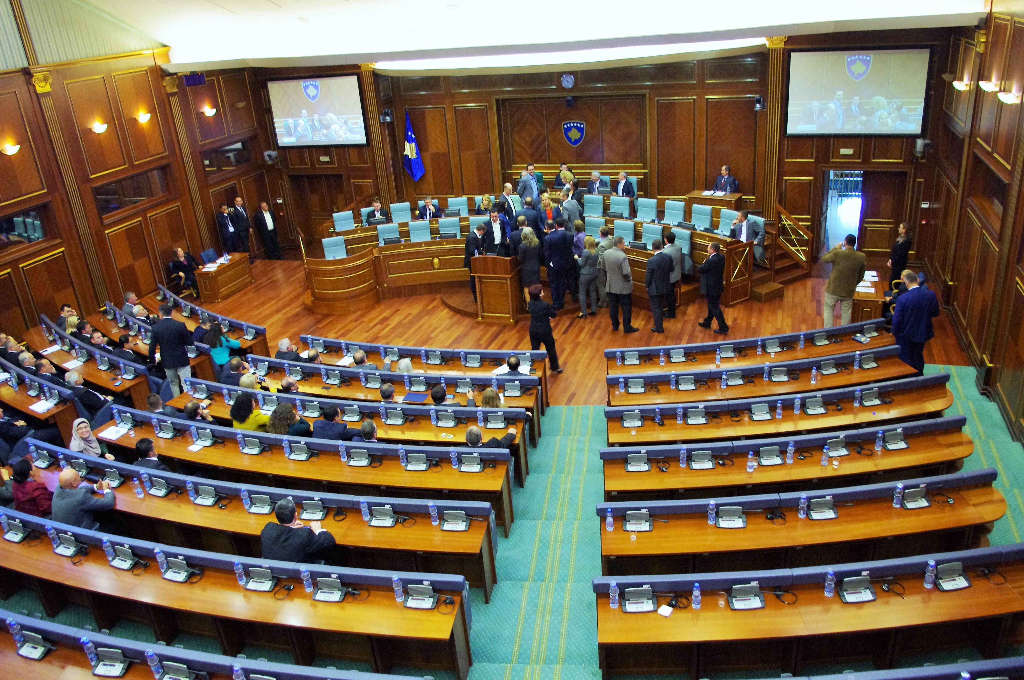 Opozita dhe “Lista serbe” bojkotojnë mbajtjen e seancës