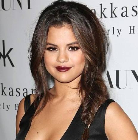 Selena Gomez ka probleme me trashësinë