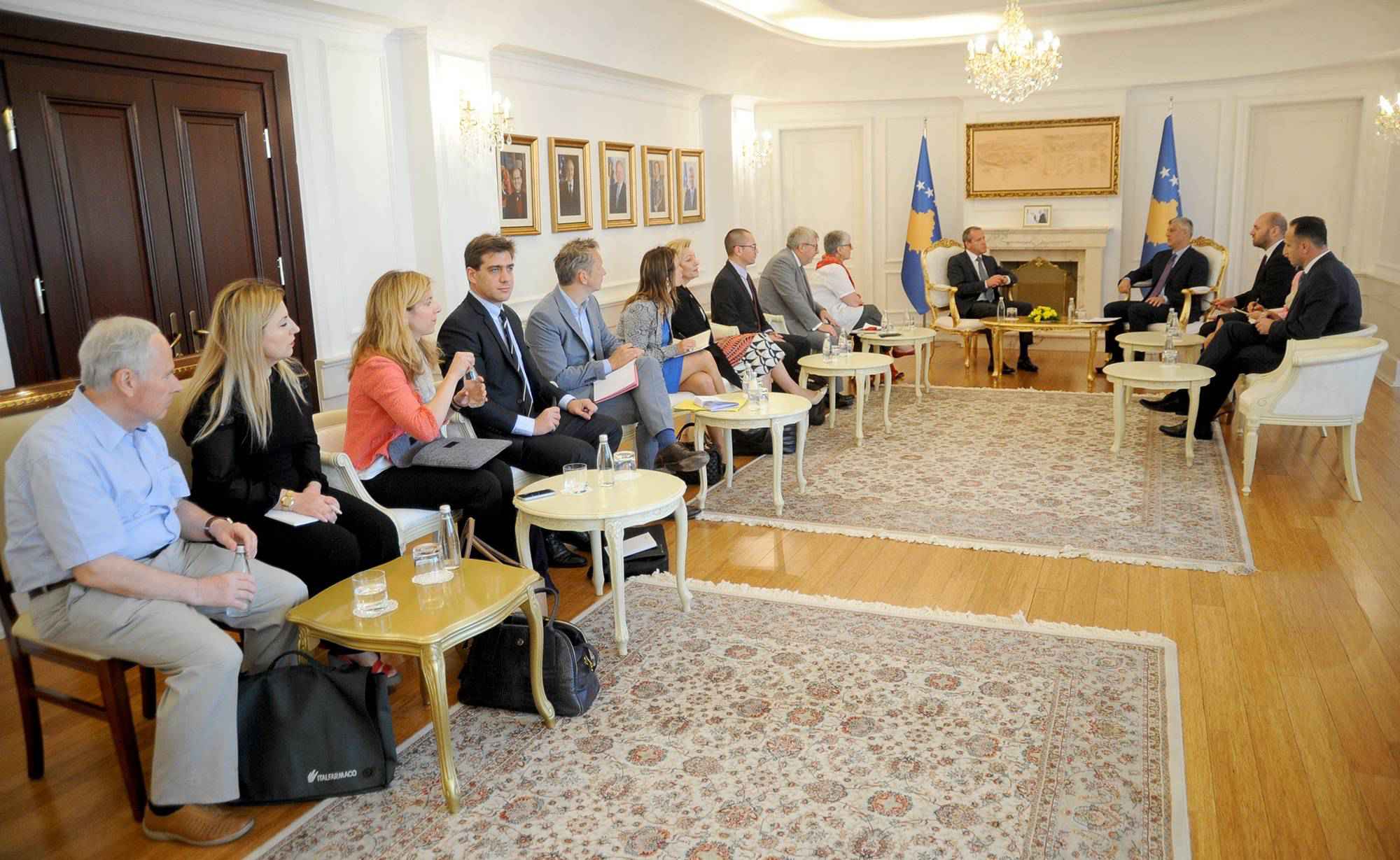 Kosova do të ketë qeveri pro europiane, pro NATO dhe multi-etnike