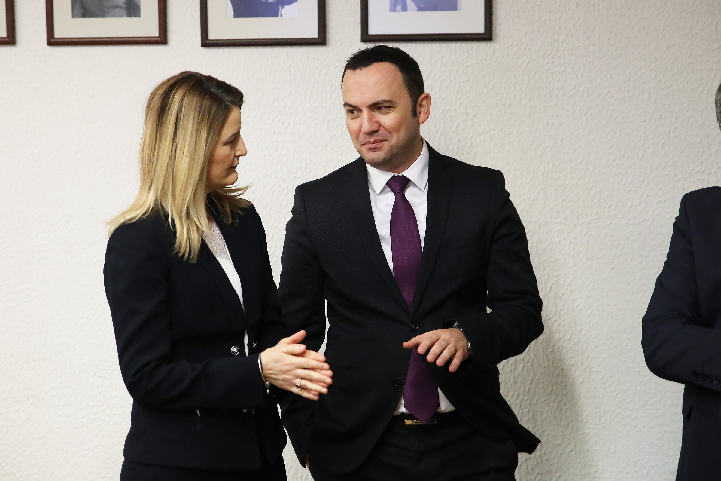 Ministrja Hoxha: Kosova dhe Maqedonia të përfshihen në planet për zgjerim