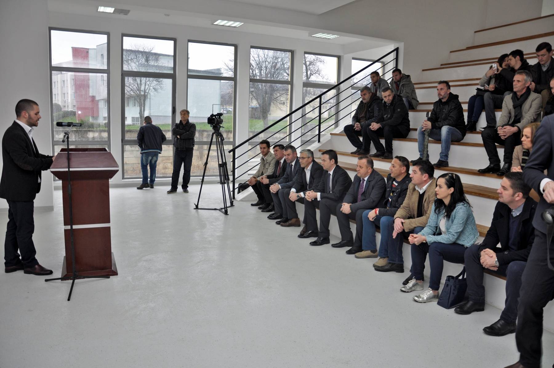 Përurohet Qendra Rinore në Gjilan