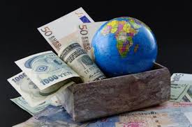 FMN ulë parashikimin për rritjen ekonomike botërore këtë vit dhe vitin tjetër