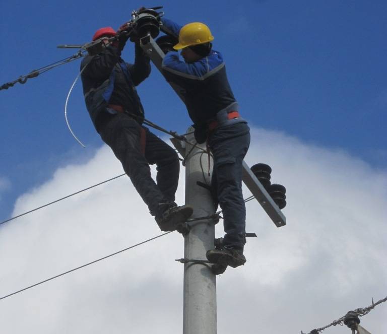 KEDS investon në rrjetin elektrik të Lloshkobares dhe Bibajt  