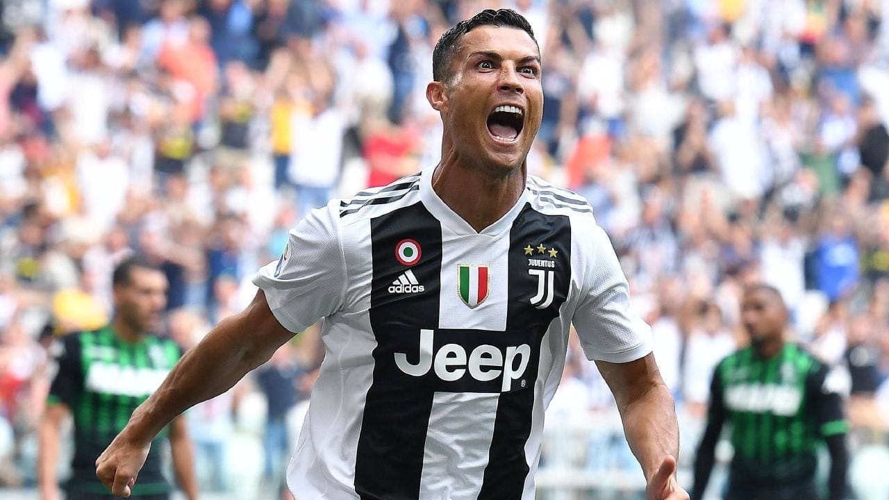 Ronaldo merr 1.6 milionë dollarë për një postim në Instagram!