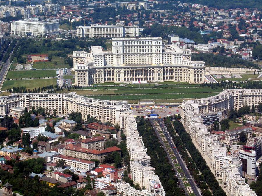 Partia e presidentit rumun paraqiti projekt për bashkim me Moldavinë 