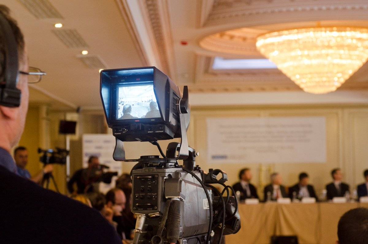 Përfundon punëtoria rreth mediave sociale për luftimin e ekstremizmit