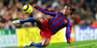 Ronaldinho bën prezantimin tek ekipi i ri