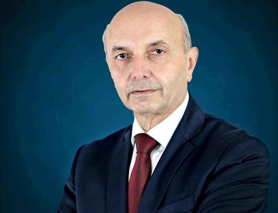  Kryetari i LDK-së Isa Mustafa përkujton Vëllezërit Gërvalla dhe Kadri Zekën
