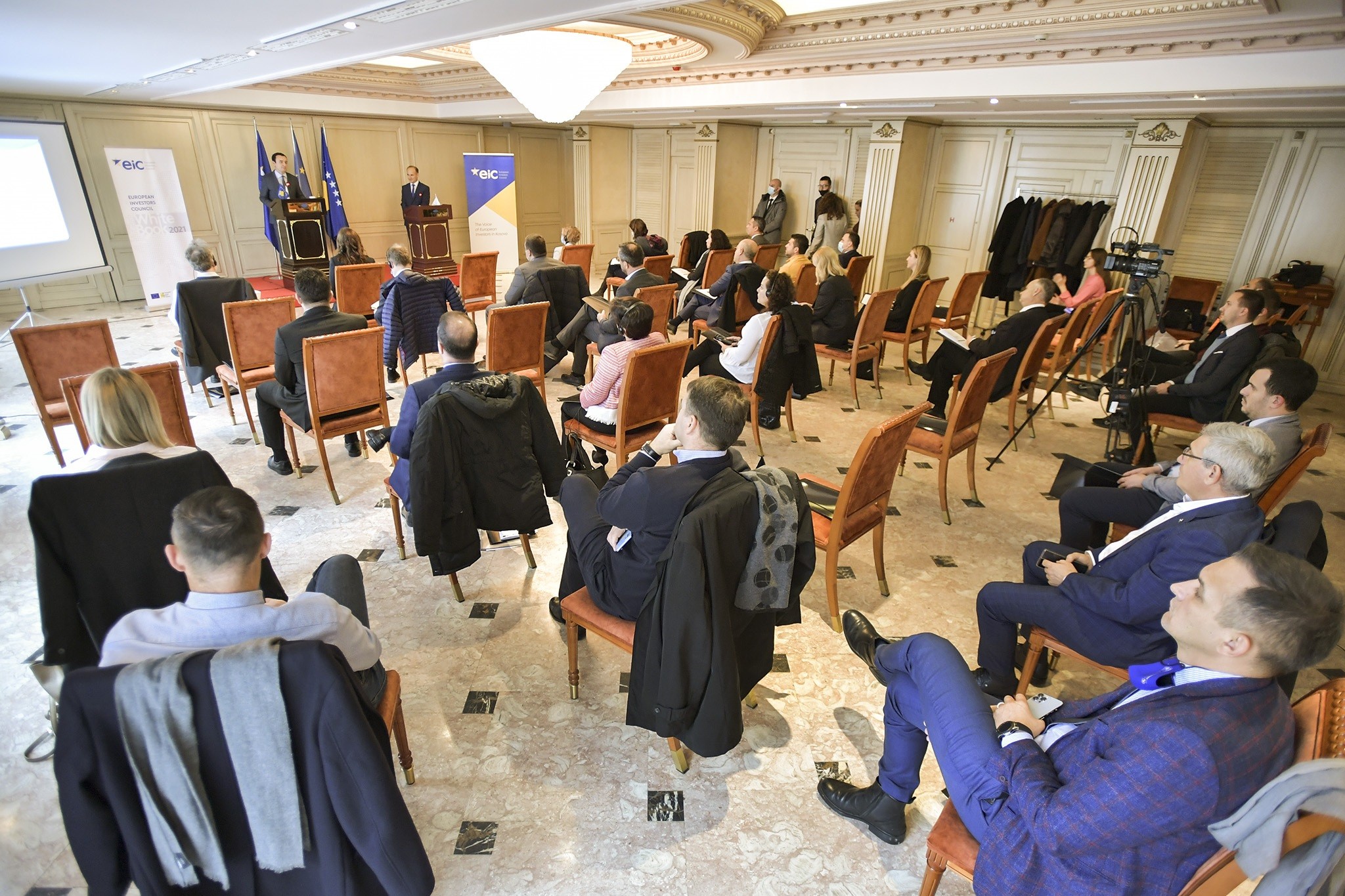 Kryeministri Kurti premton reforma për të përmirësuar mjedisin e biznesit