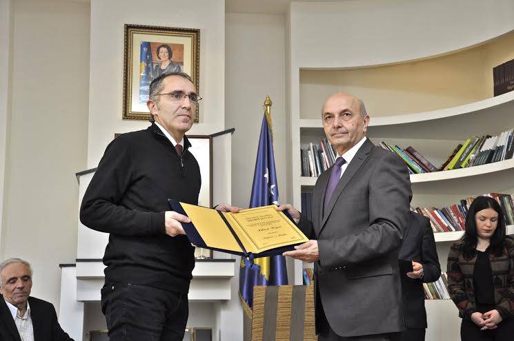 Çmimi Azem Shkreli iu ndahet shkrimtarit Arif Demolli