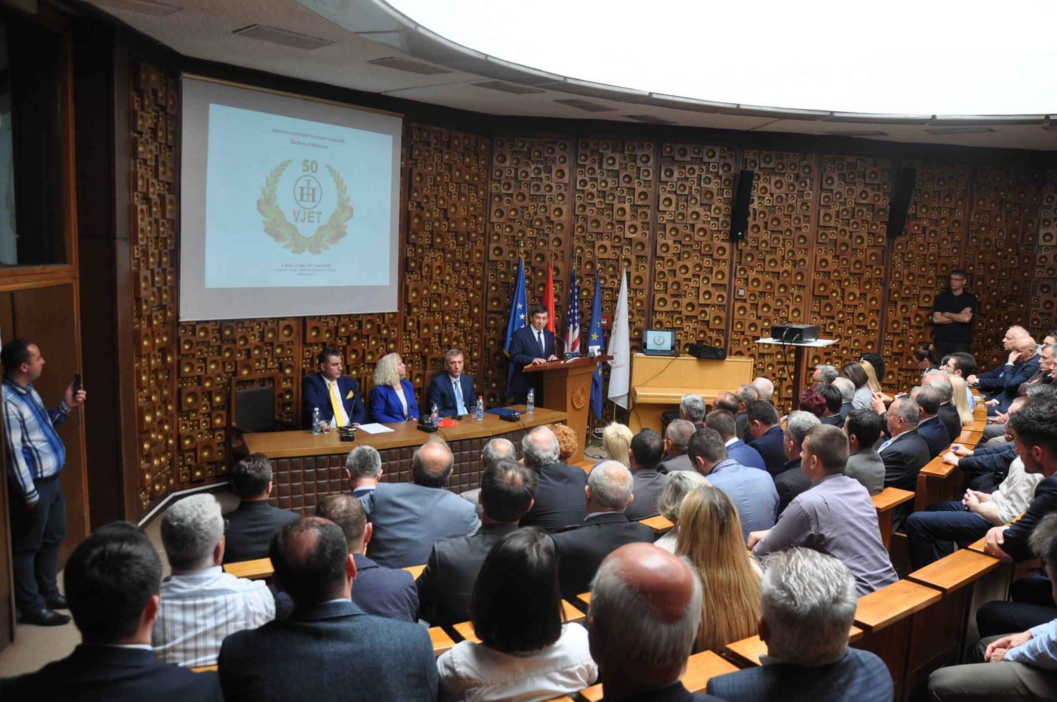 Shënohet 50 vjetori i Institutit të Historisë