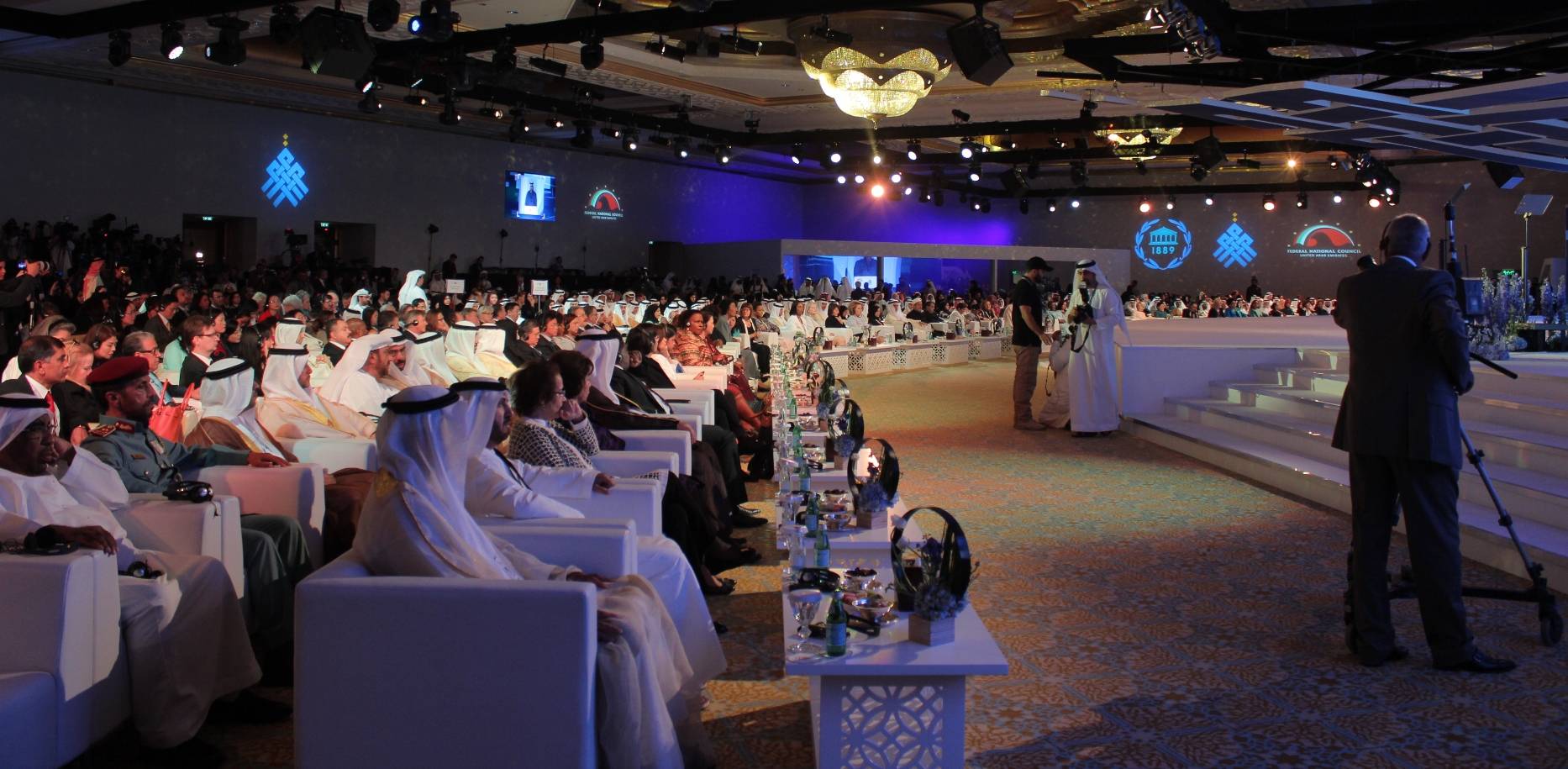 Jahjaga në Samitit Global të Grave në Parlament në Abu Dhabi