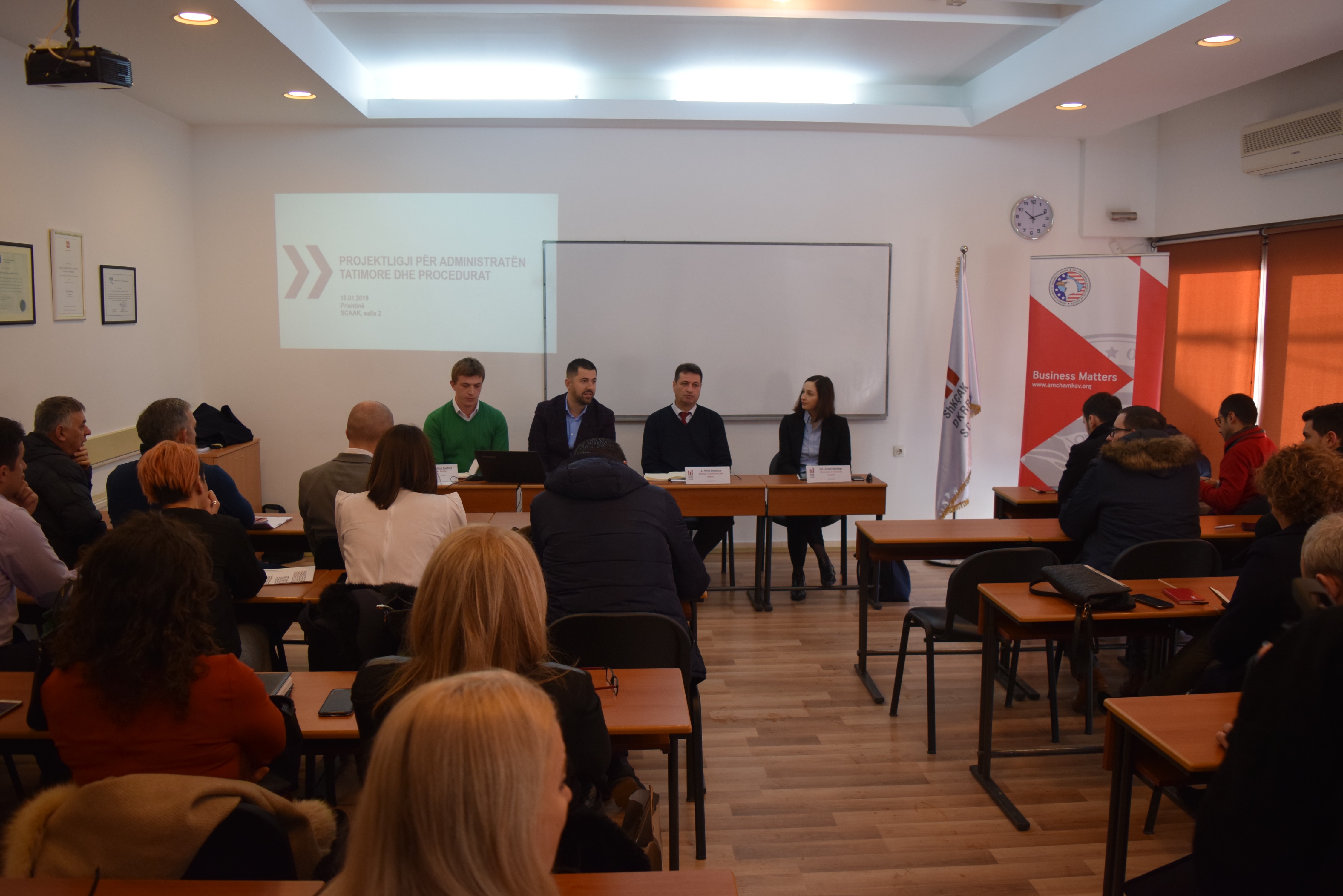 Diskutohet  projektligji për administratën tatimore dhe procedura