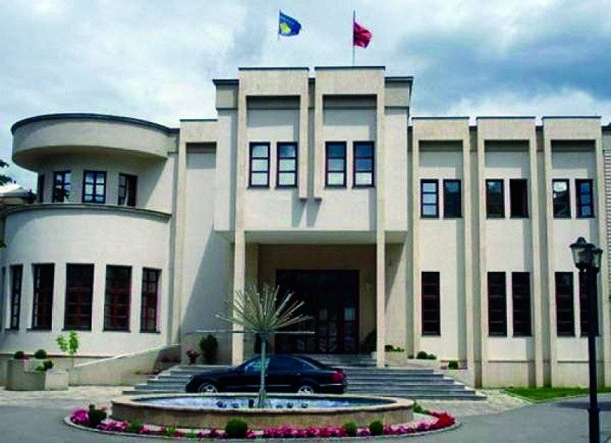 Komuna e Prizrenit anulon aktivitetet, ndihmon qytetet e dëmtuara nga tërmeti