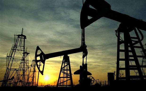 Çmimet e naftës rriten pasi rënia e rezervave në SHBA 