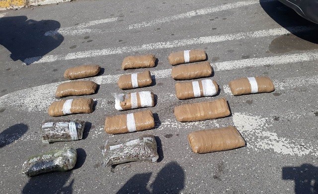 Kapen 17 kg marihuanë në Vermicë
