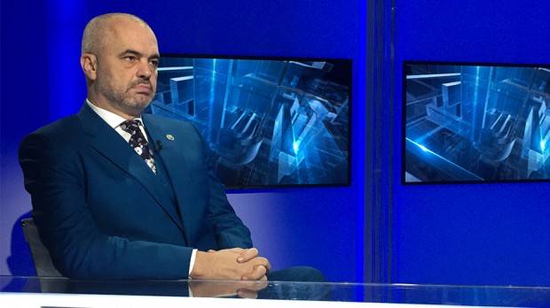 Edi Rama kundër hyrjes në Shqipëri të Telekom Serbia