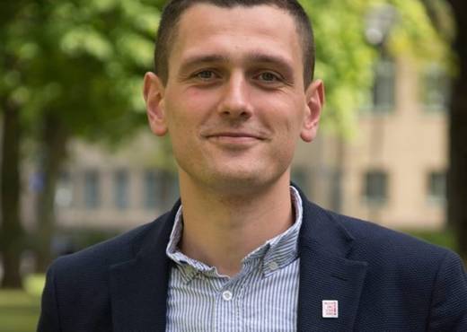 Shqiptari Adnan Dibrani zgjidhet deputet në Suedi