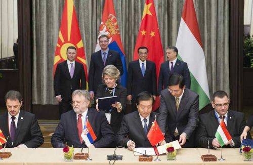 Kina, Serbia, Hungaria e Maqedonia firmosin ndërtimin e hekurudhes