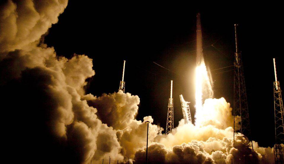 SpaceX ul me sukses pjesën e mbetur të raketës