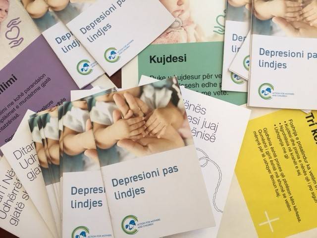 Klasat për nëna fillojnë edhe me temën e depresionit pas lindjes