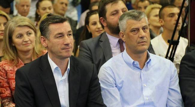 Vetëvendosje kërkon dorëheqjen e Hashim Thaçit dhe Kadri Veselit