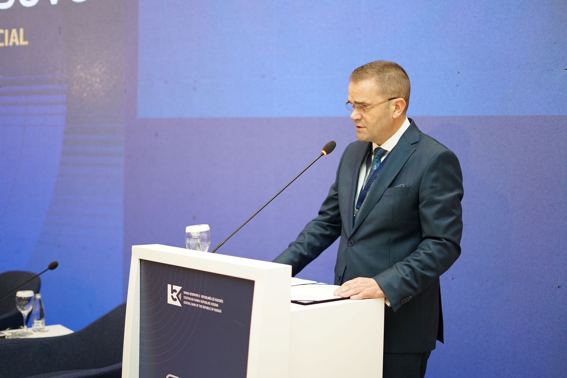 Mehmeti bisedon me presidentin e Gjykatës Ndërkombëtare të Arbitrazhit