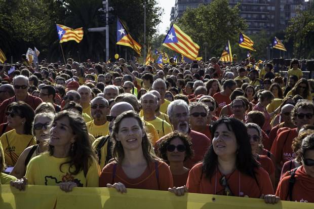 Katalonia i ndez dritën jeshile referendumit për pavarësinë