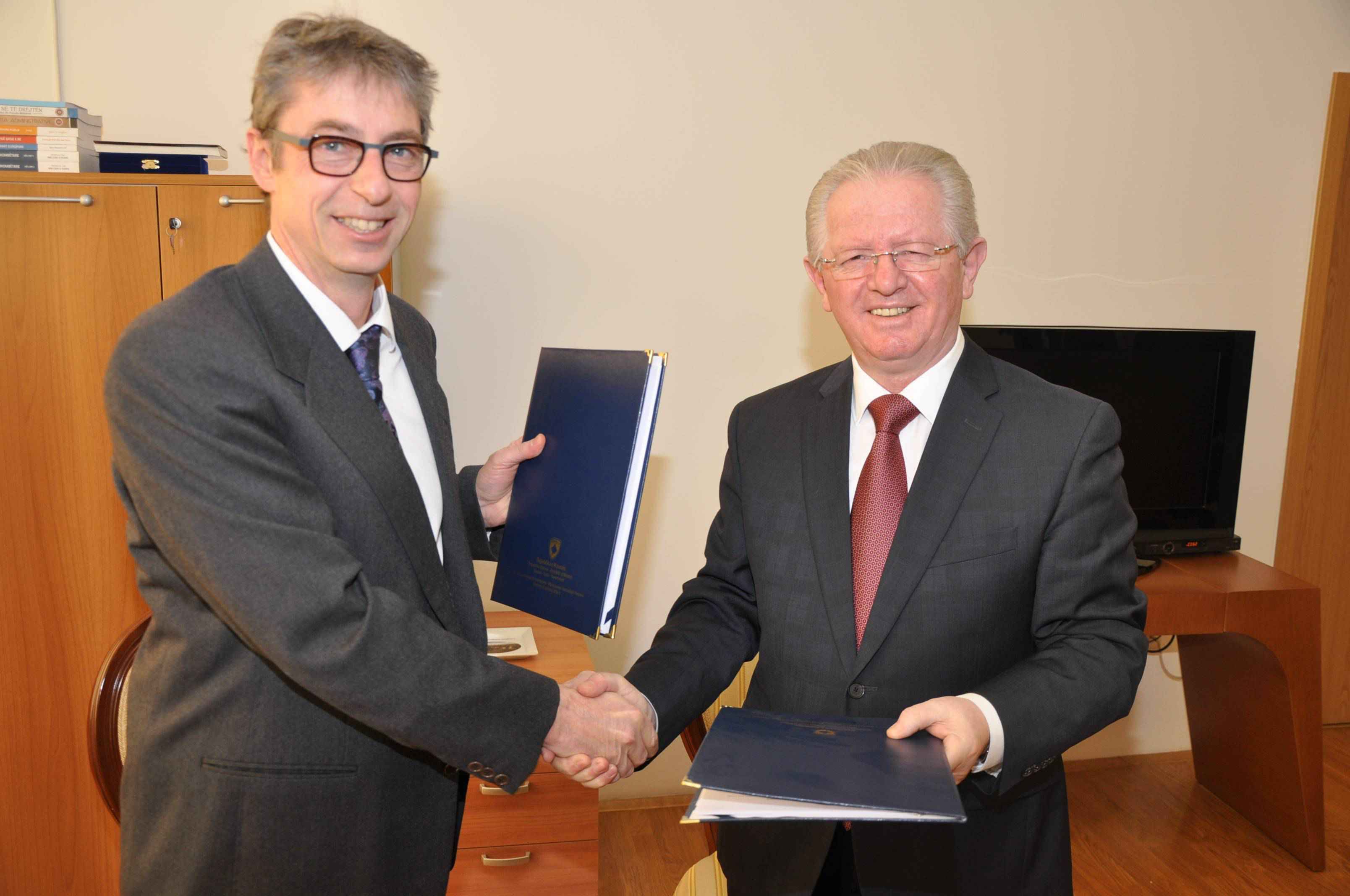 MPB nënshkruan marrëveshje bashkëpunimi me Qeverinë e Zvicrës